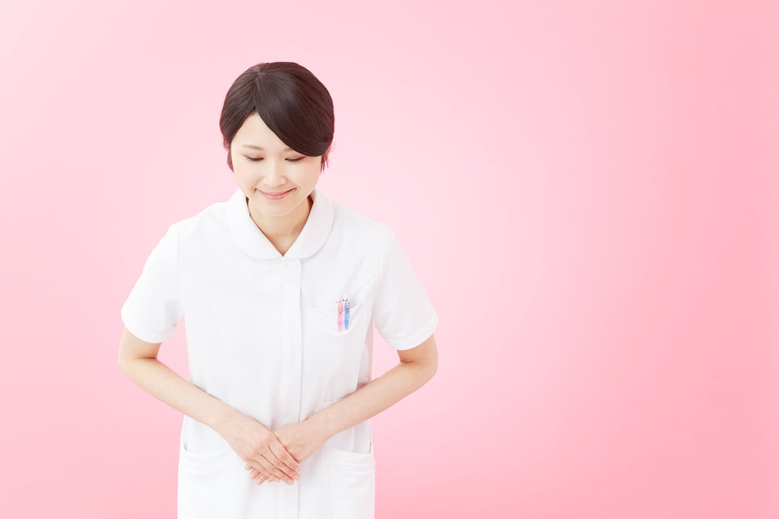 bowing Japanese nurse